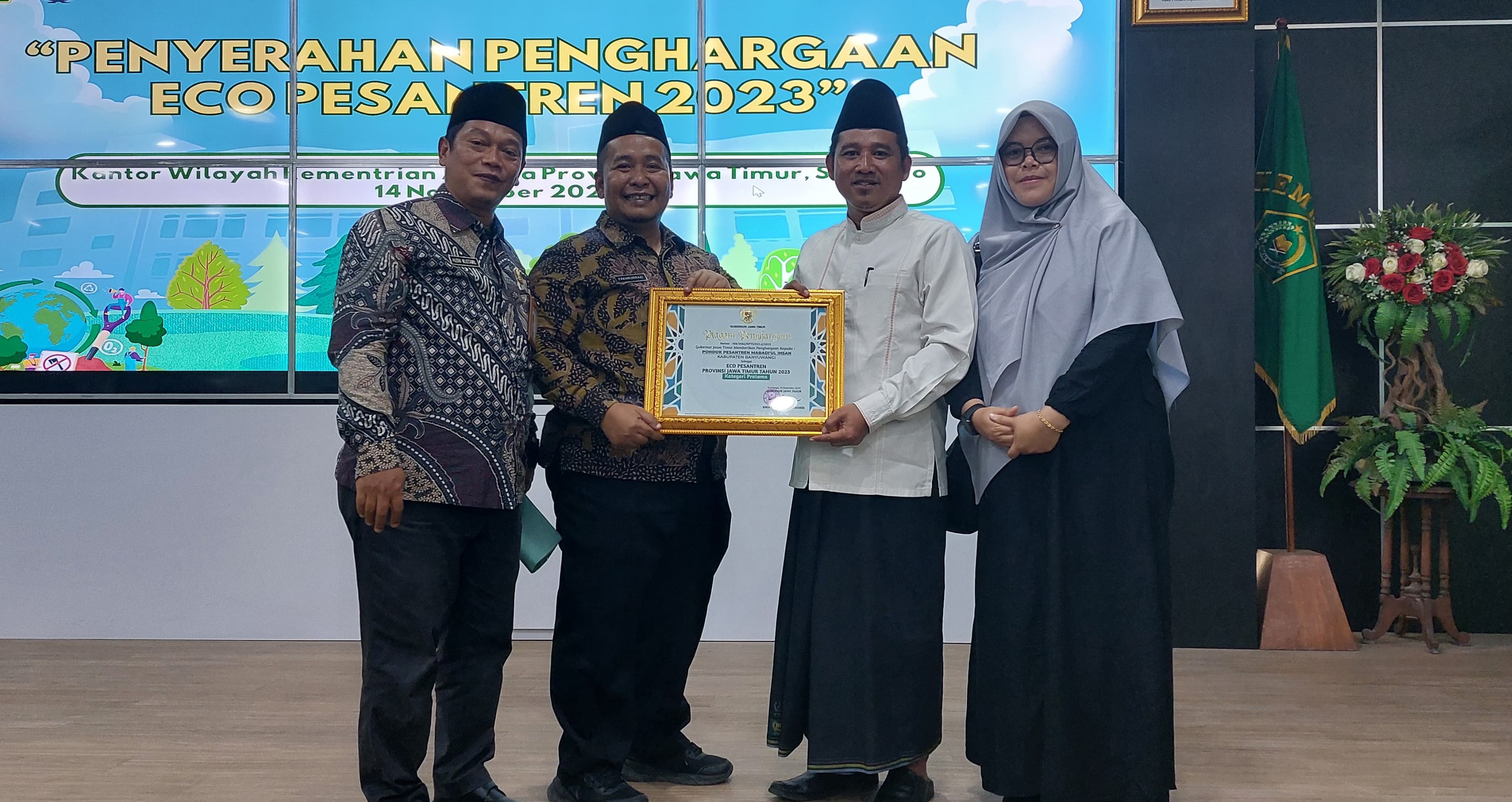 PENGHARGAAN ECO PESANTREN JAWA TIMUR TAHUN 203